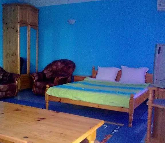 Villa синя иглика