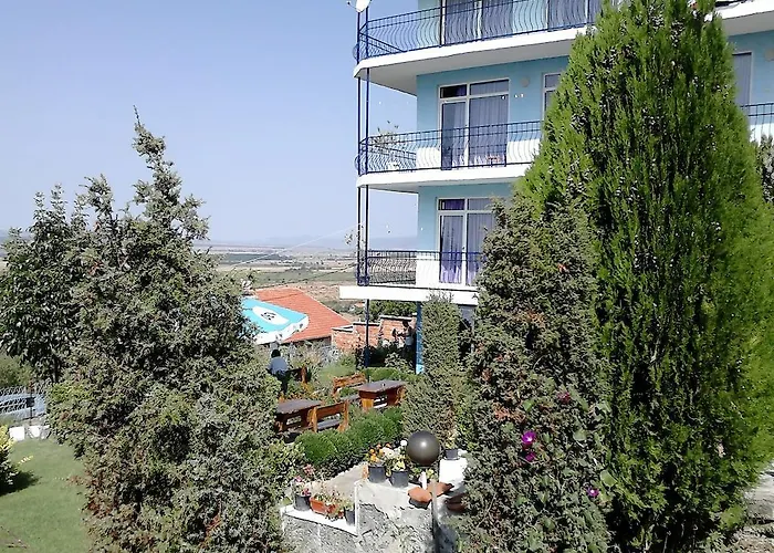 синя иглика *